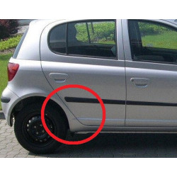 TOYOTA YARIS I 5D klistermärken / skyddsfilm fender, dörr, tröskel.